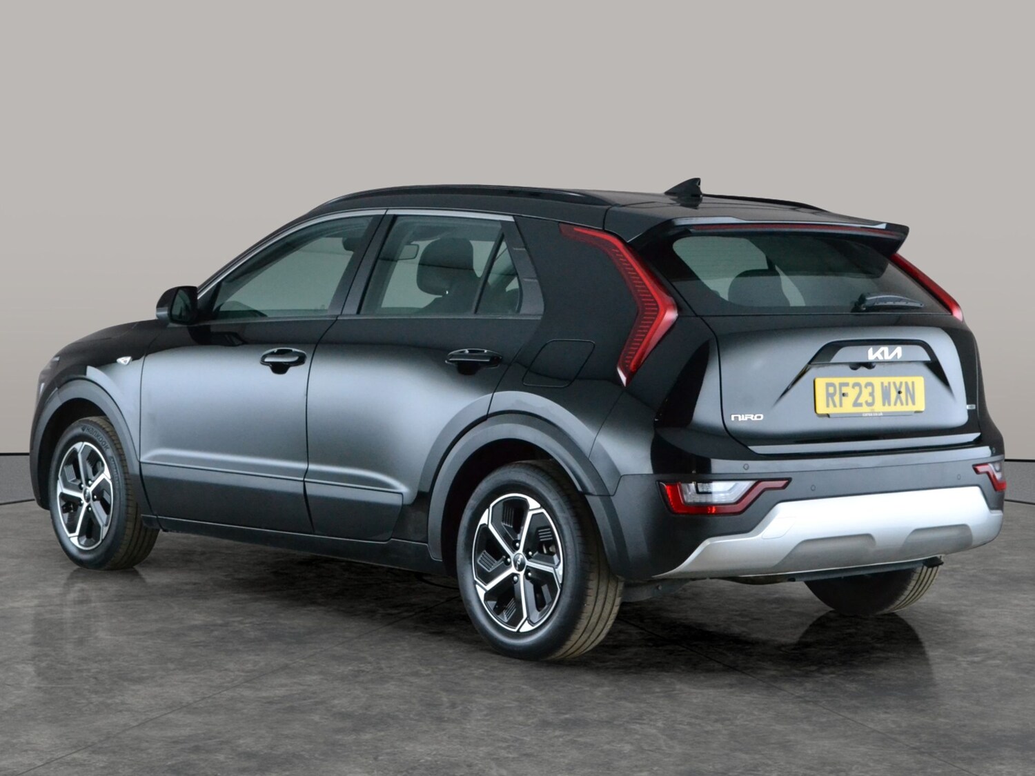 Used Kia Niro 2023 for sale - 78149307: Photo 12