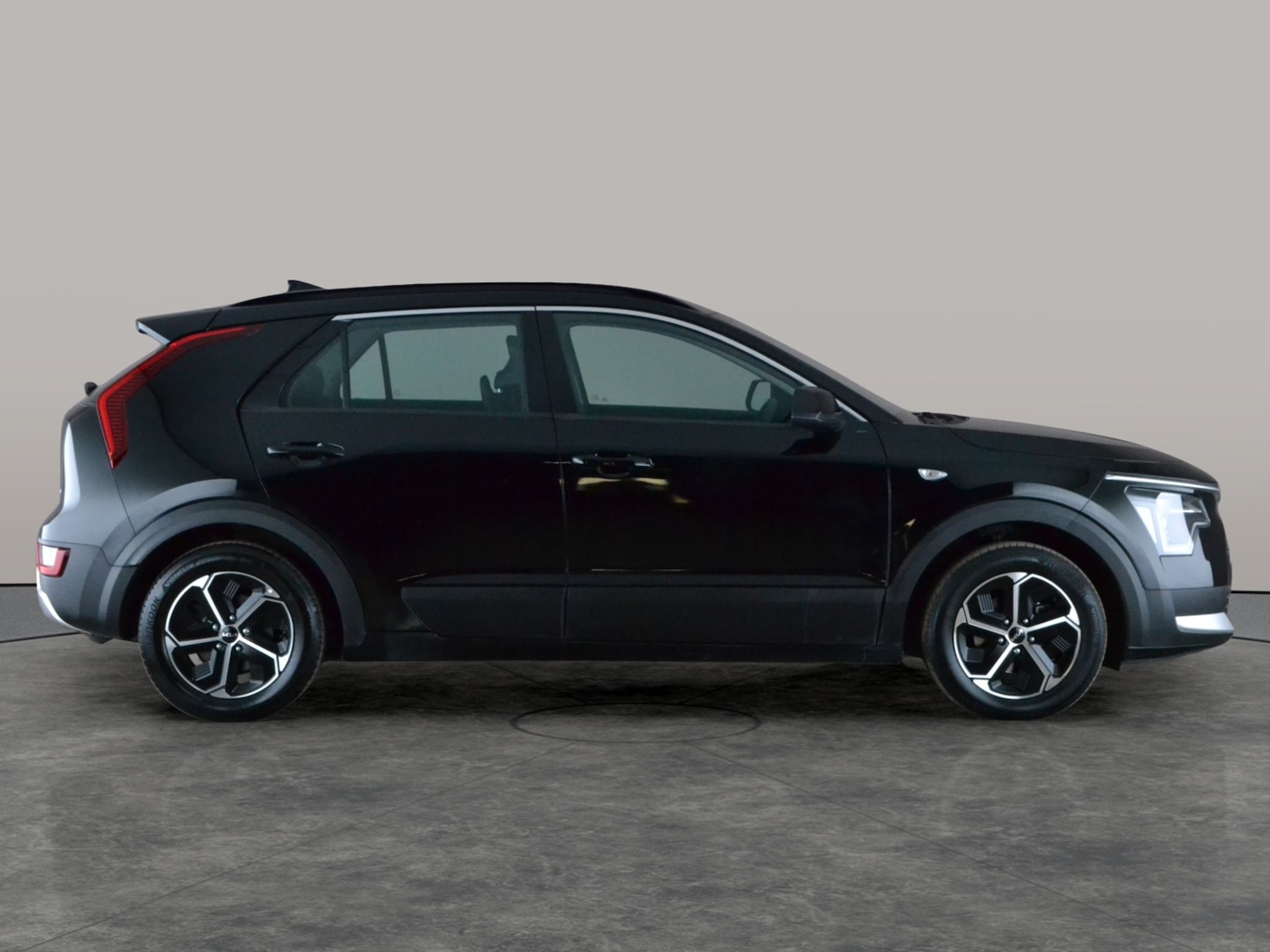 Used Kia Niro 2023 for sale - 78149307: Photo 9