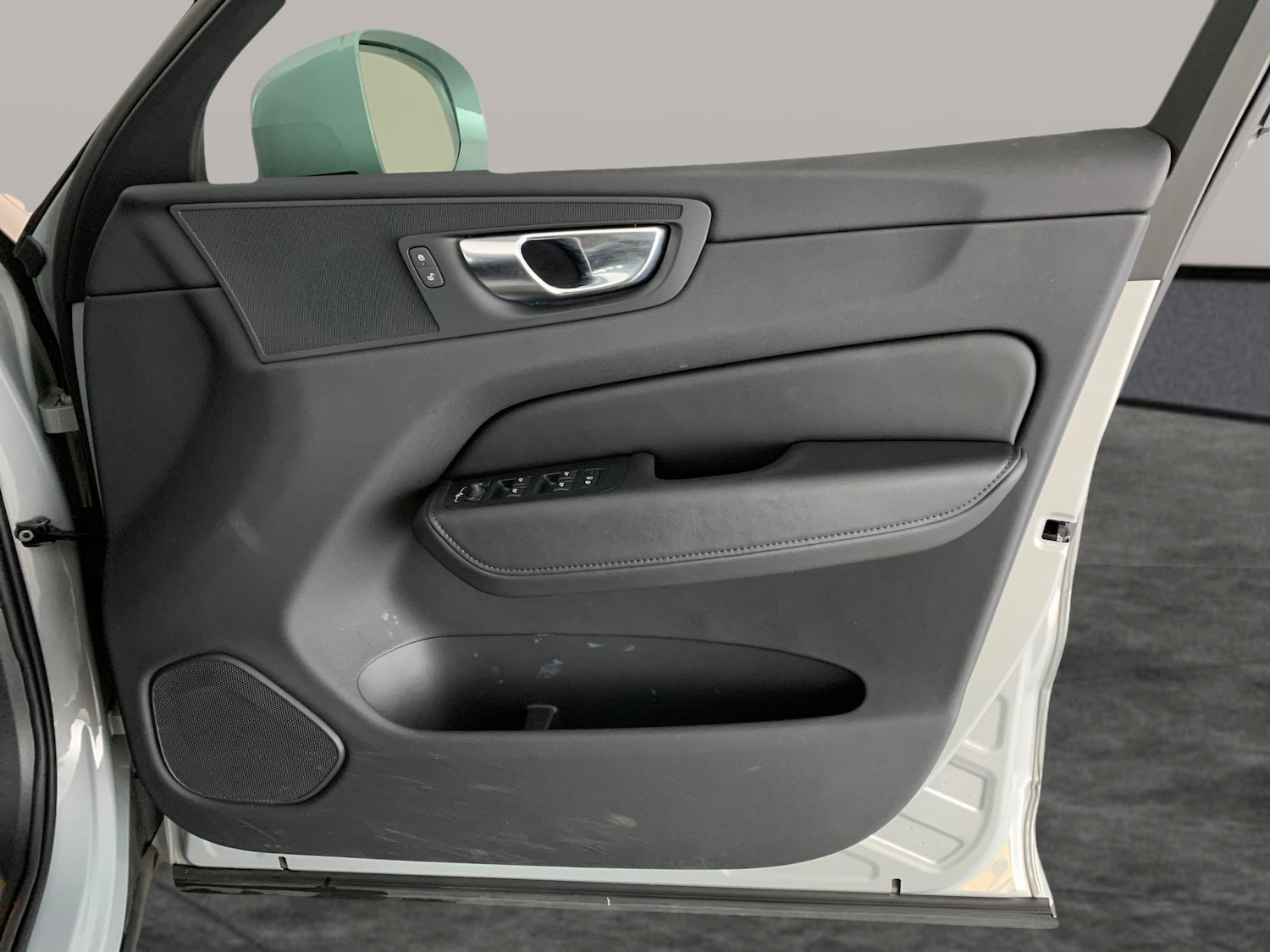 Used Volvo XC60 2024 for sale - 77951128: Photo 34