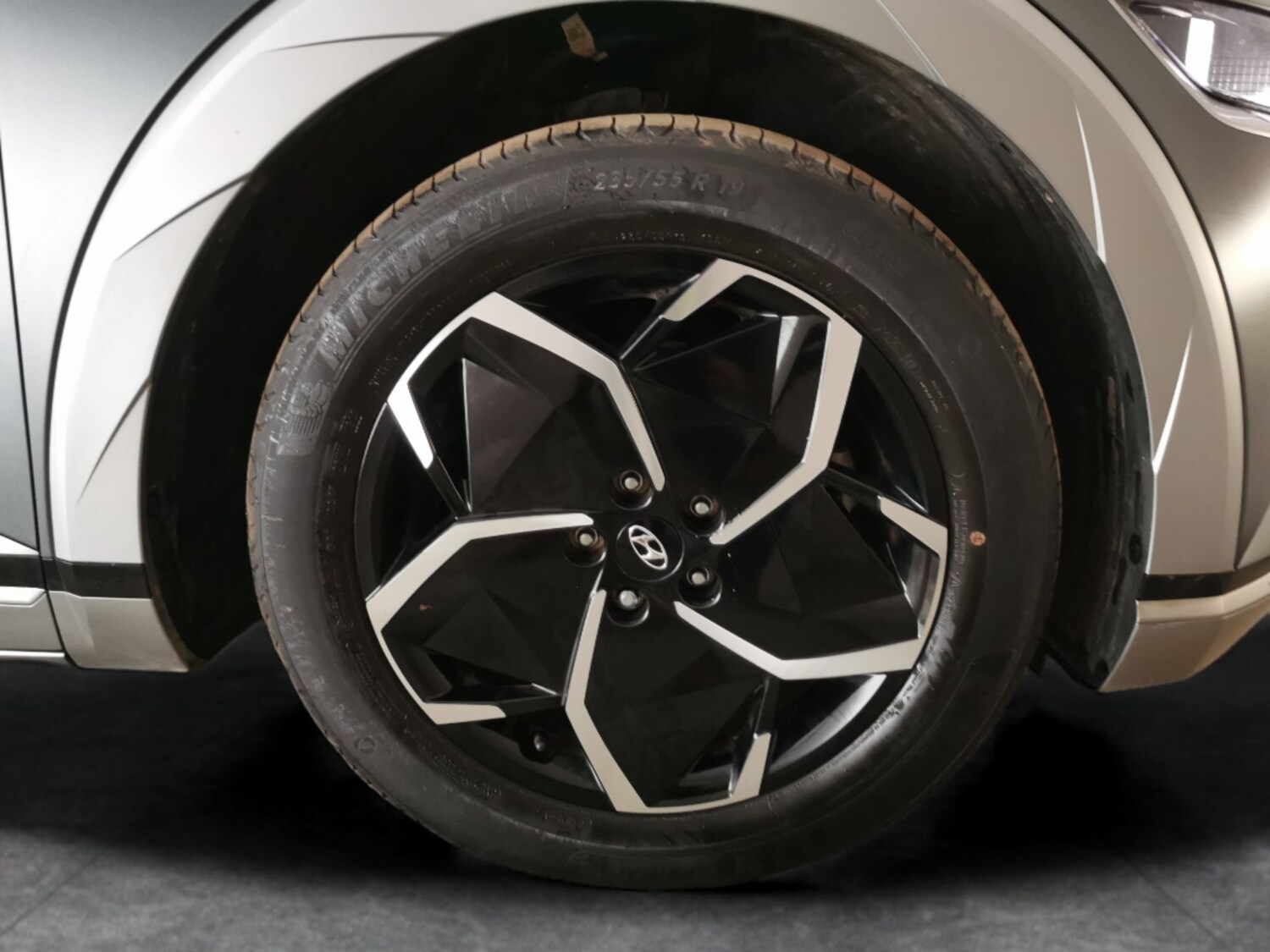 Used Hyundai IONIQ 5 2023 for sale - 78103948: Photo 28