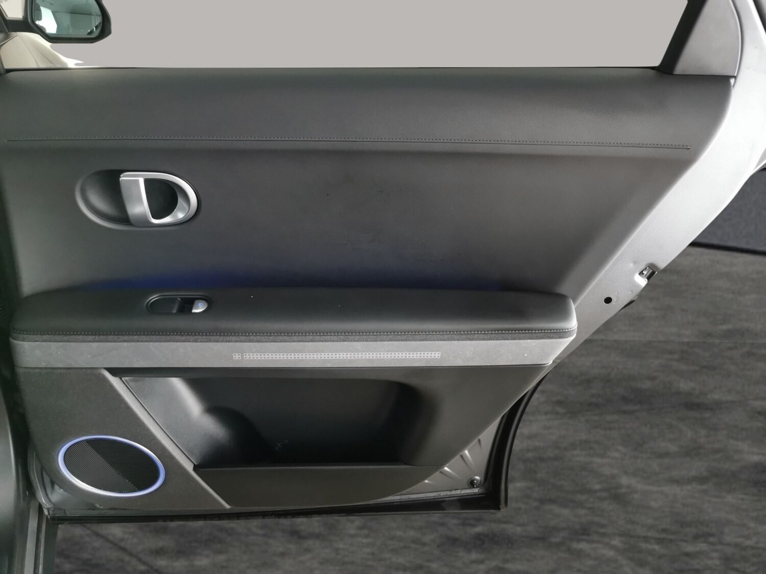 Used Hyundai IONIQ 5 2023 for sale - 78103948: Photo 33