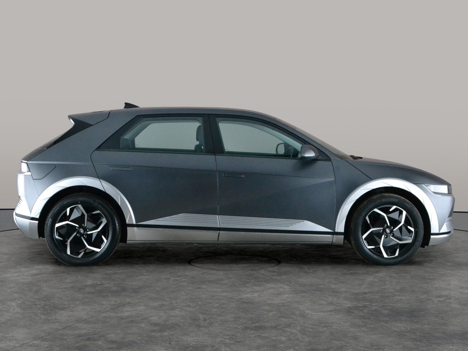 Used Hyundai IONIQ 5 2023 for sale - 78103948: Photo 8