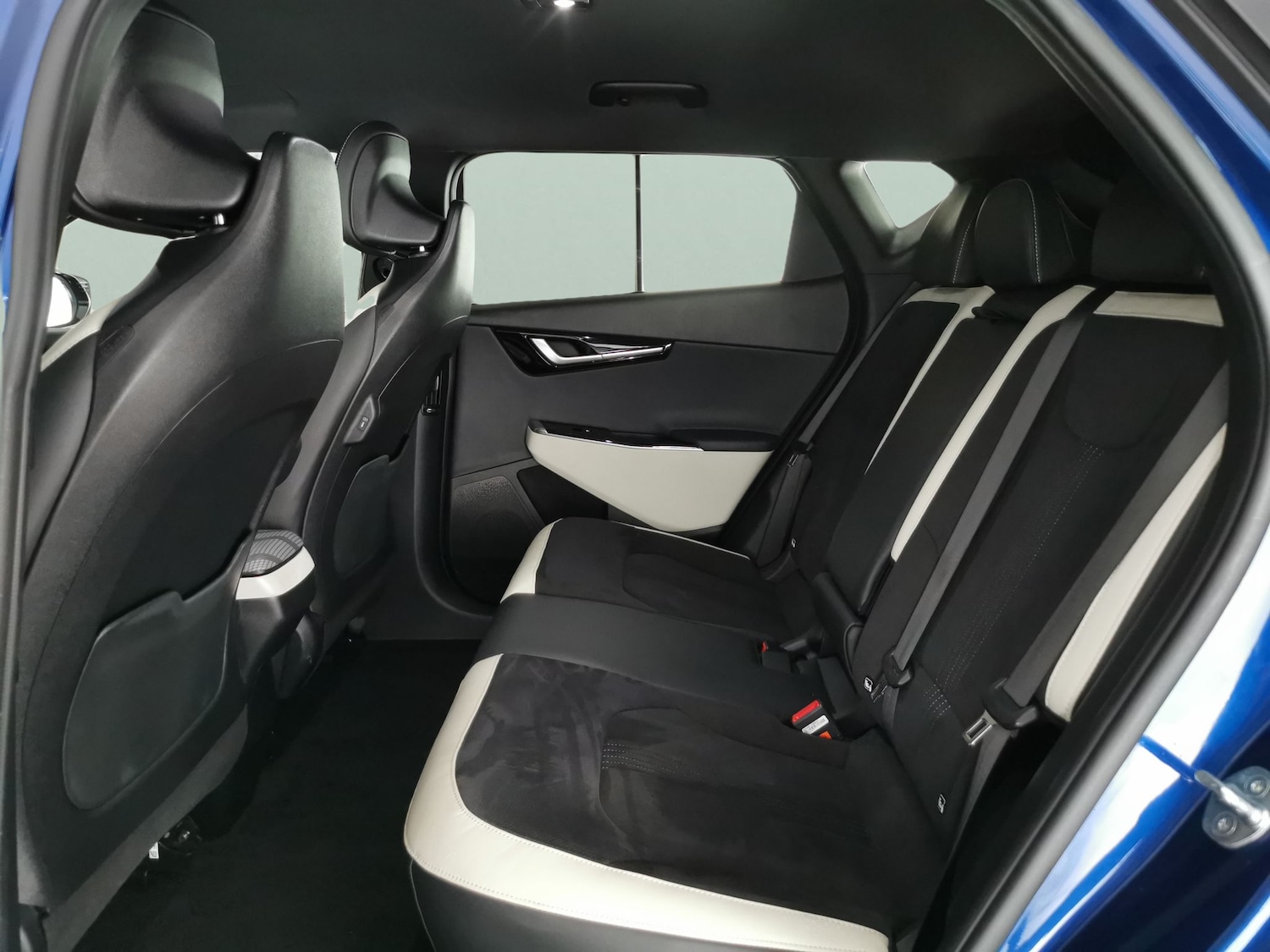 Used Kia EV6 2023 for sale - 77255906: Photo 25