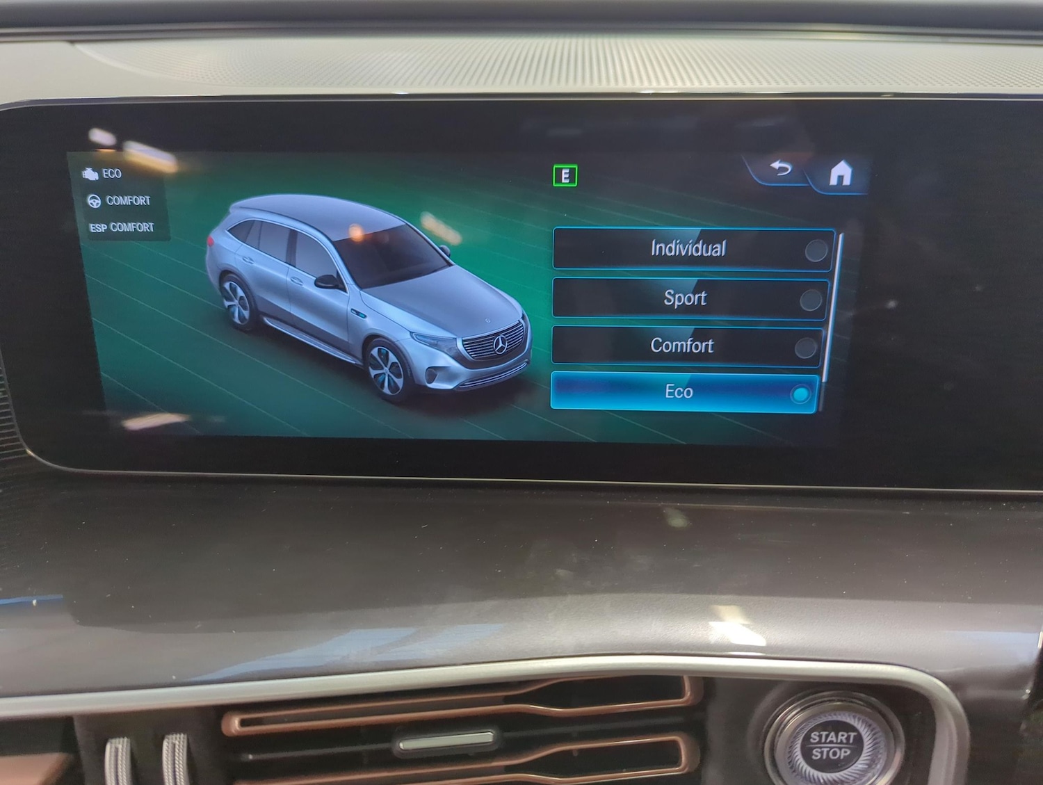 Used Mercedes-Benz EQC 2022 for sale - 77296468: Photo 17