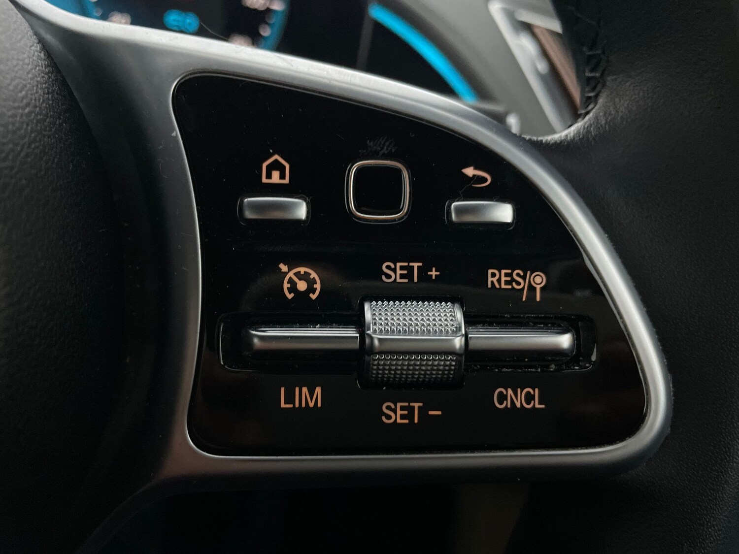 Used Mercedes-Benz EQC 2022 for sale - 77592581: Photo 24