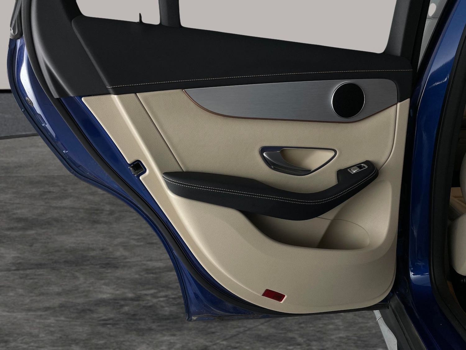 Used Mercedes-Benz EQC 2022 for sale - 77592581: Photo 33