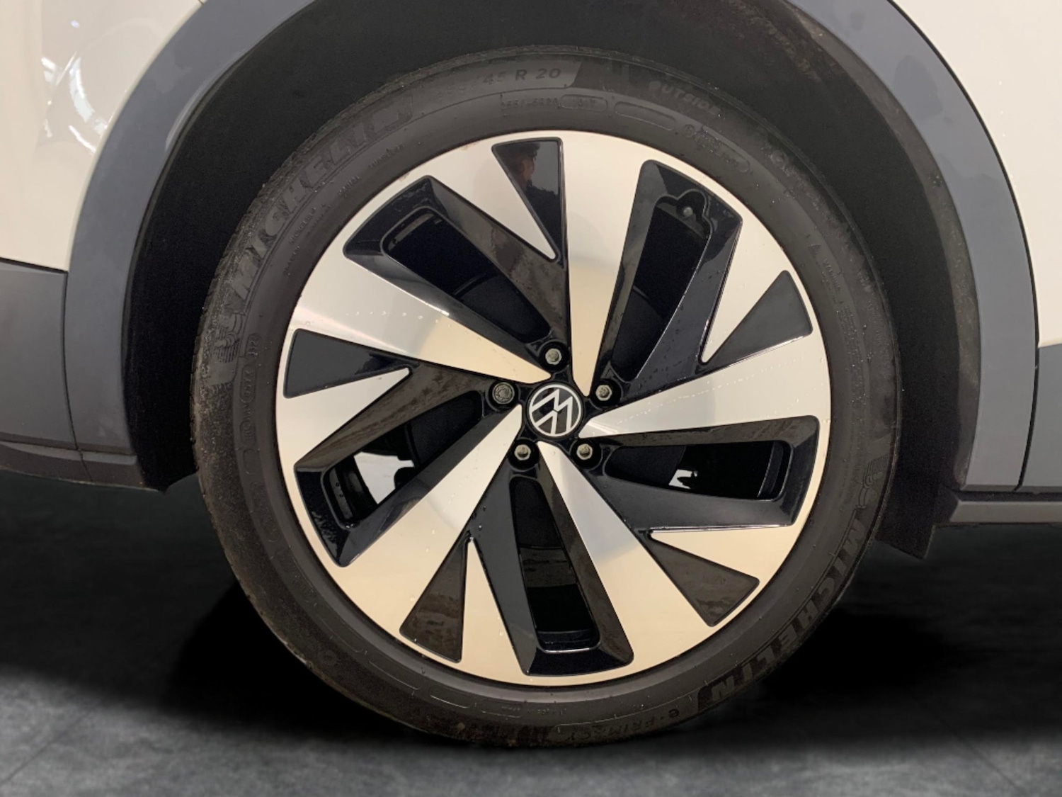 Used Volkswagen ID.4 2021 for sale - 76892743: Photo 24