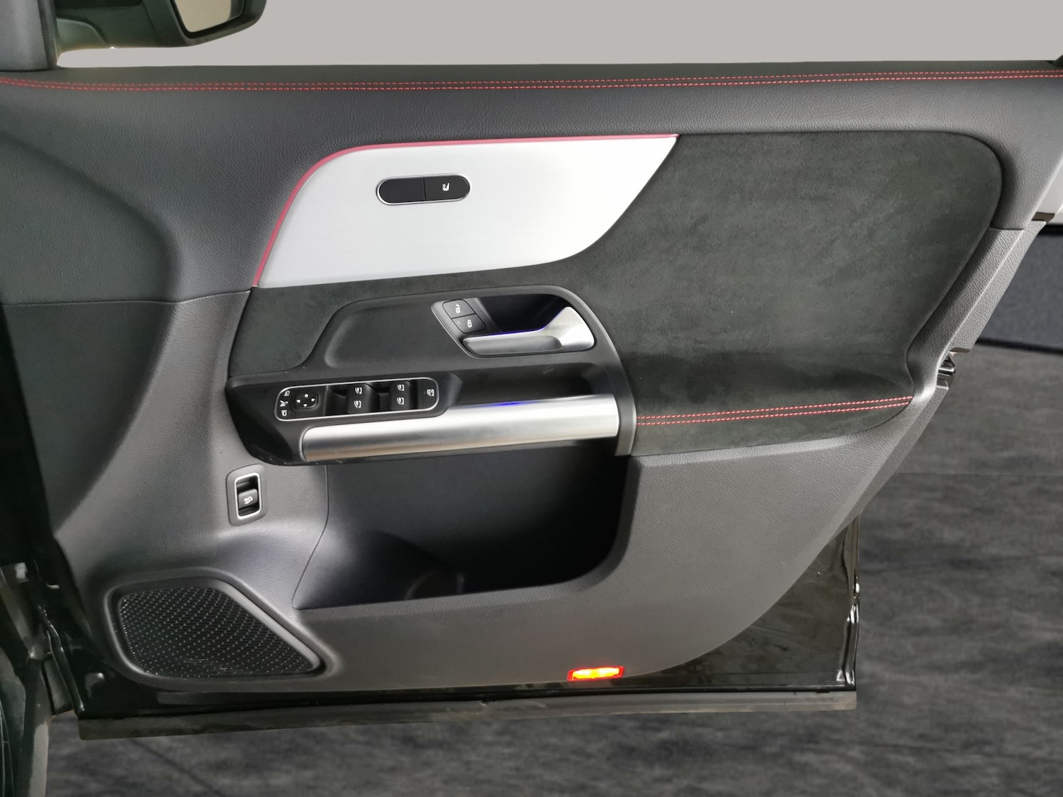 Used Mercedes-Benz EQA 2023 for sale - 78094292: Photo 33