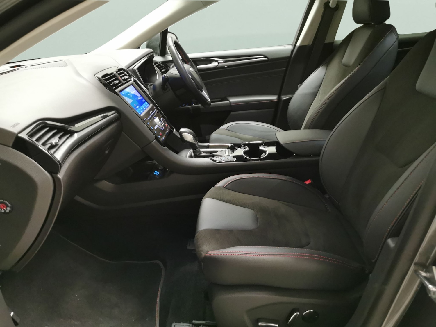 Used Ford Mondeo 2022 for sale - 77392461: Photo 4