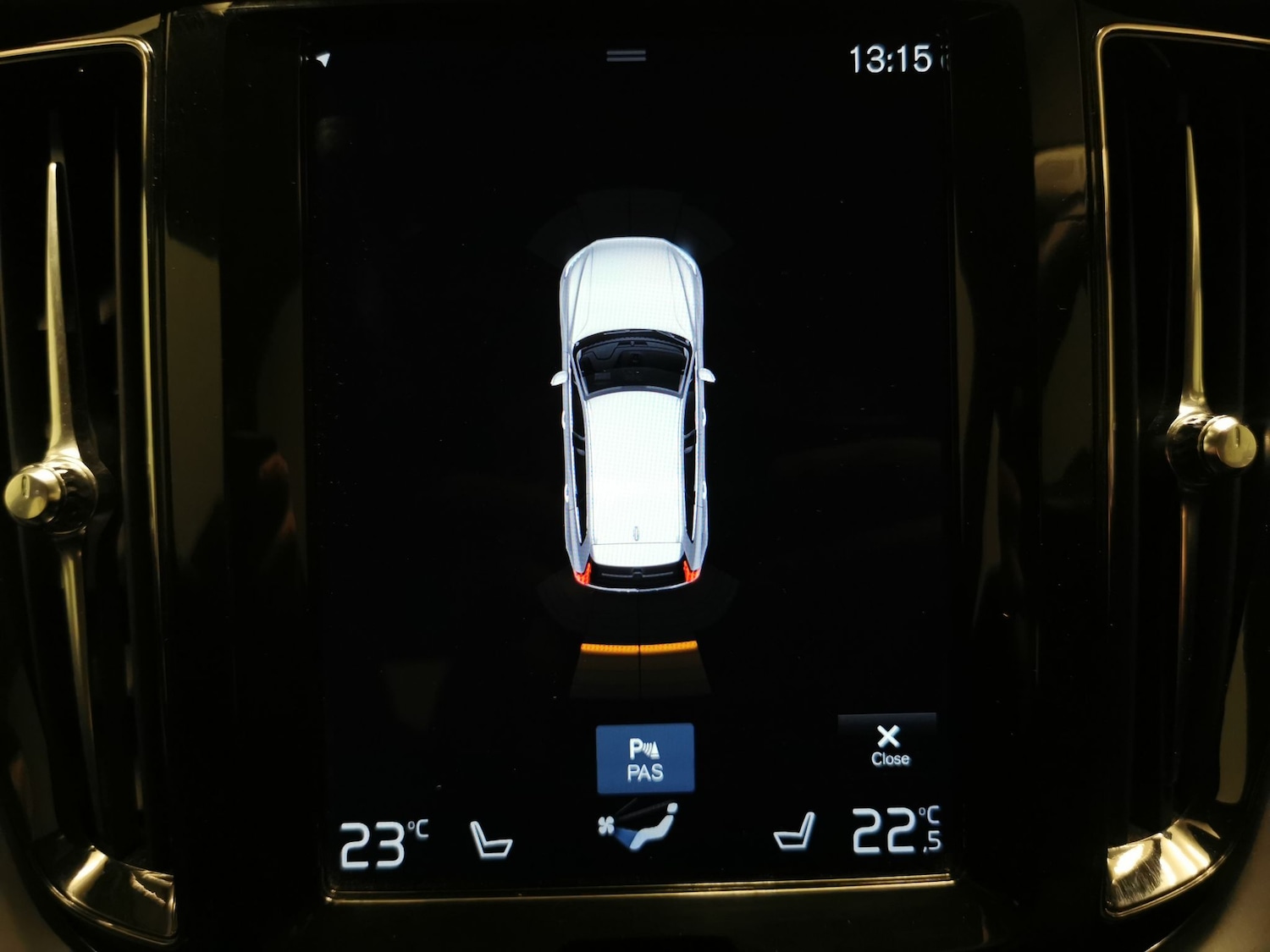 Used Volvo XC60 2018 for sale - 78180647: Photo 15