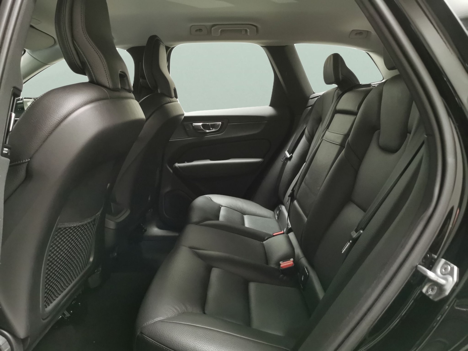 Used Volvo XC60 2018 for sale - 78180647: Photo 24