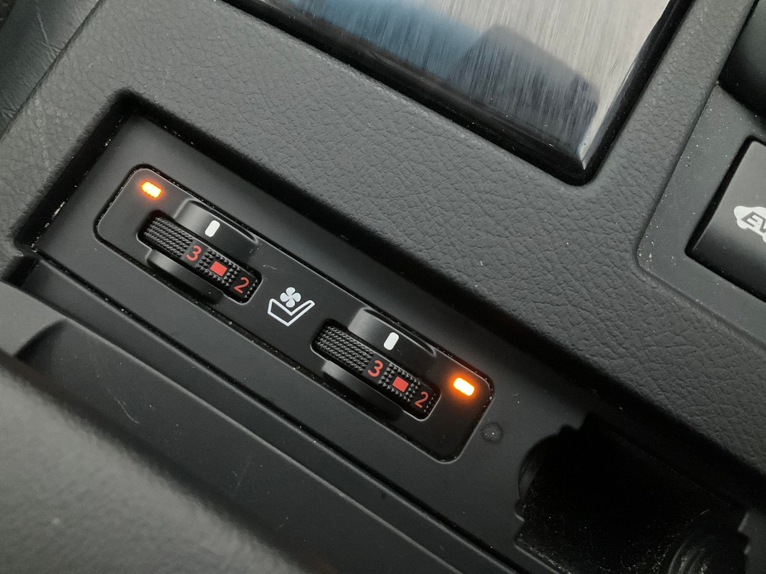 Used Lexus RX 2015 for sale - 76518310: Photo 21