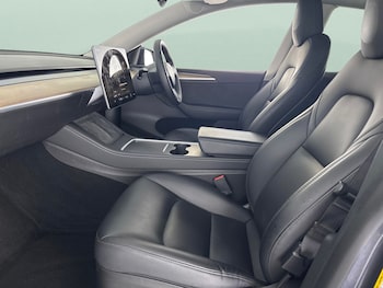 Used Tesla Model Y 2022 for sale - 79492348: Photo