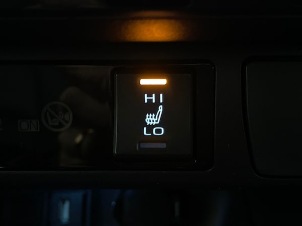 Used Toyota RAV4 2020 for sale - 76330914: Photo 28