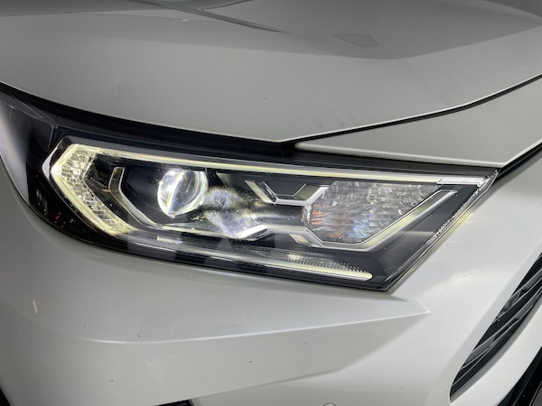 Used Toyota RAV4 2020 for sale - 76330914: Photo 5