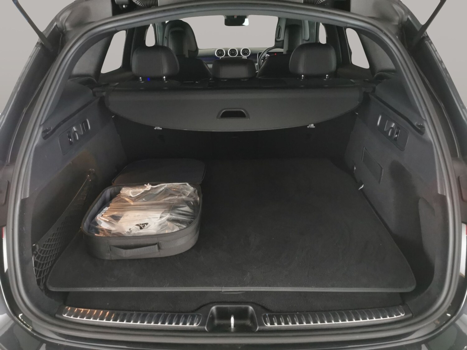 Used Mercedes-Benz GLC 2024 for sale - 78042538: Photo 36