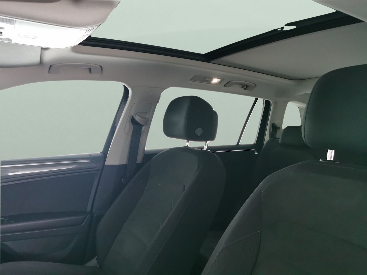 Used Volkswagen Tiguan Allspace 2020 for sale - 77607369: Photo 5