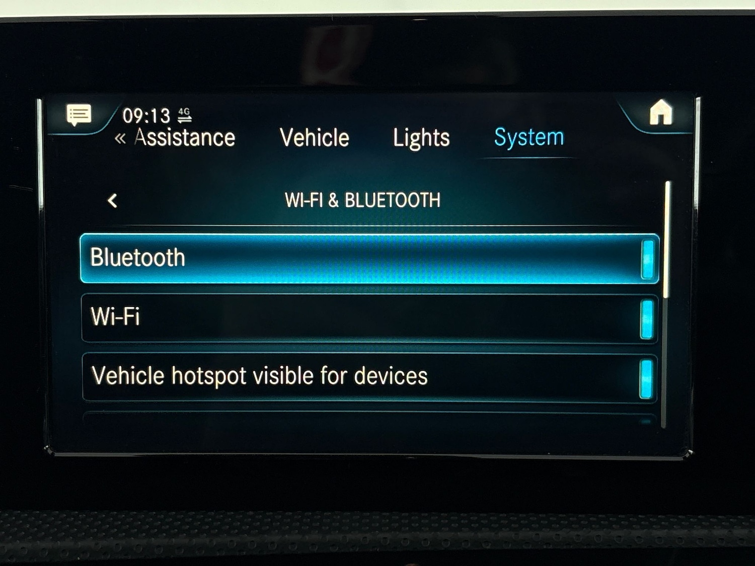 Used Mercedes-Benz A-Class 2018 for sale - 76403045: Photo 27