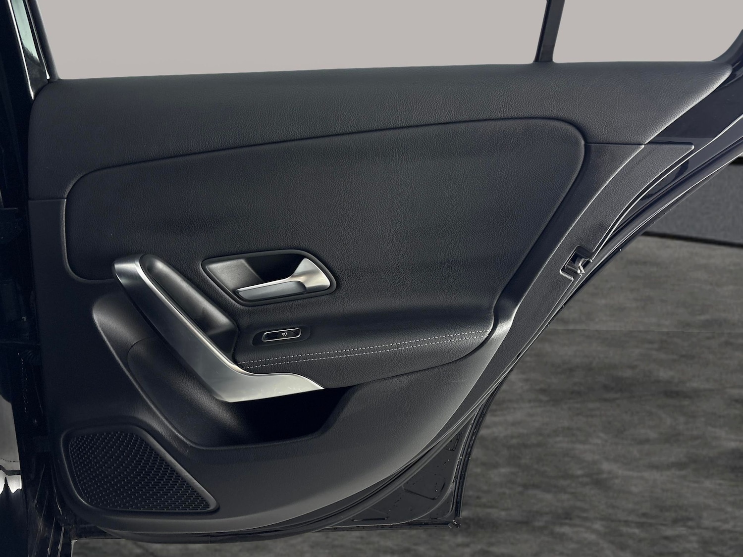 Used Mercedes-Benz A-Class 2018 for sale - 76403045: Photo 41