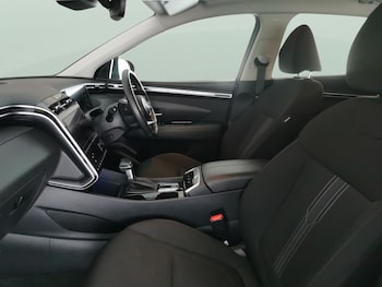 Used Hyundai TUCSON 2023 for sale - 77984600: Photo