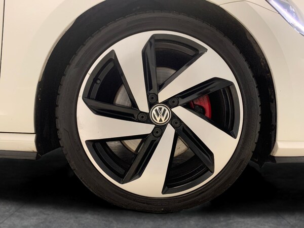 Used Volkswagen Golf 2018 for sale - 76318949: Photo 29