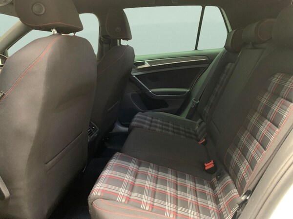 Used Volkswagen Golf 2018 for sale - 76318949: Photo 32