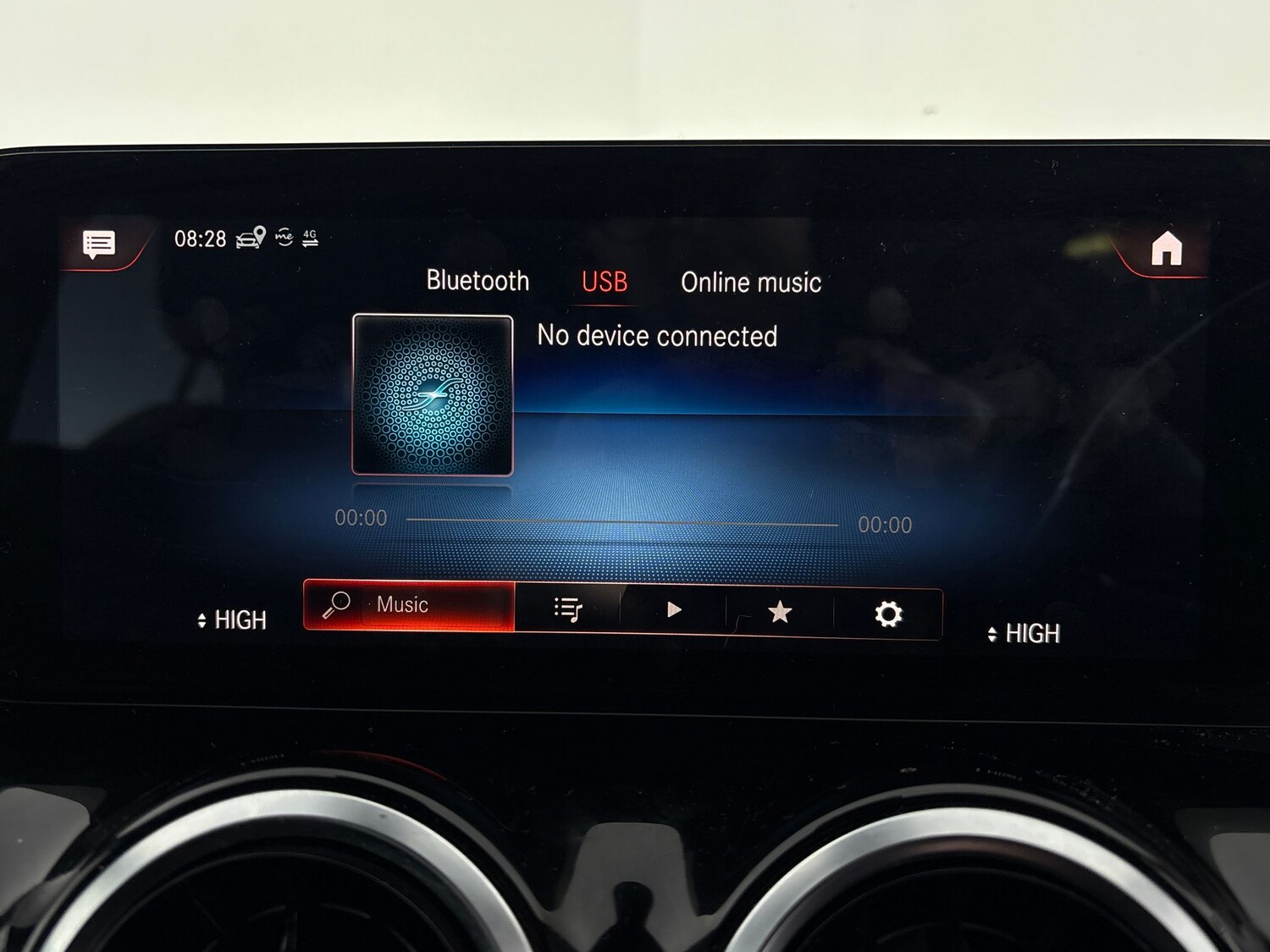 Used Mercedes-Benz GLA 2021 for sale - 76577803: Photo 17