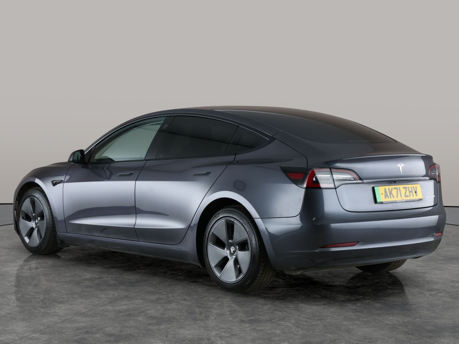 Used Tesla Model 3 2021 for sale - 76892701: Photo 13