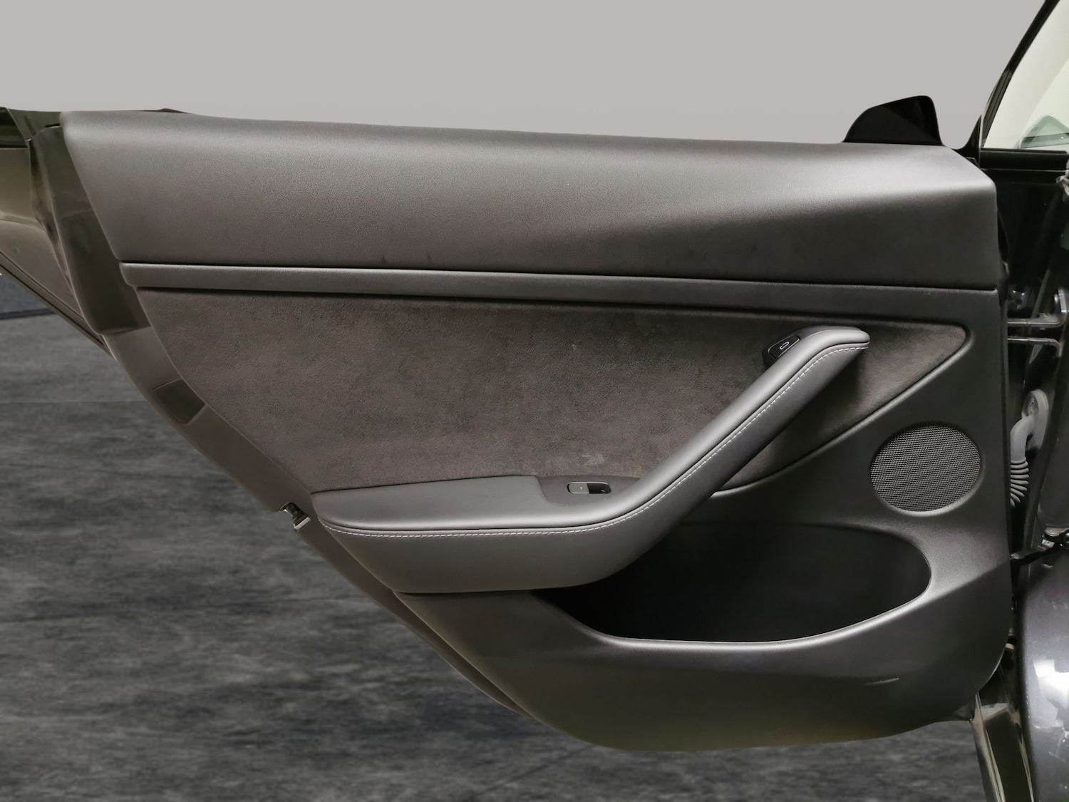 Used Tesla Model 3 2021 for sale - 76892701: Photo 29