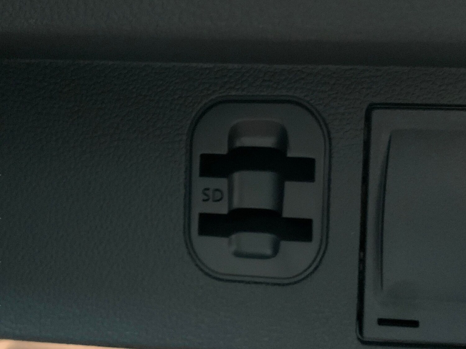 Used Volkswagen T-Roc 2023 for sale - 78178110: Photo 14