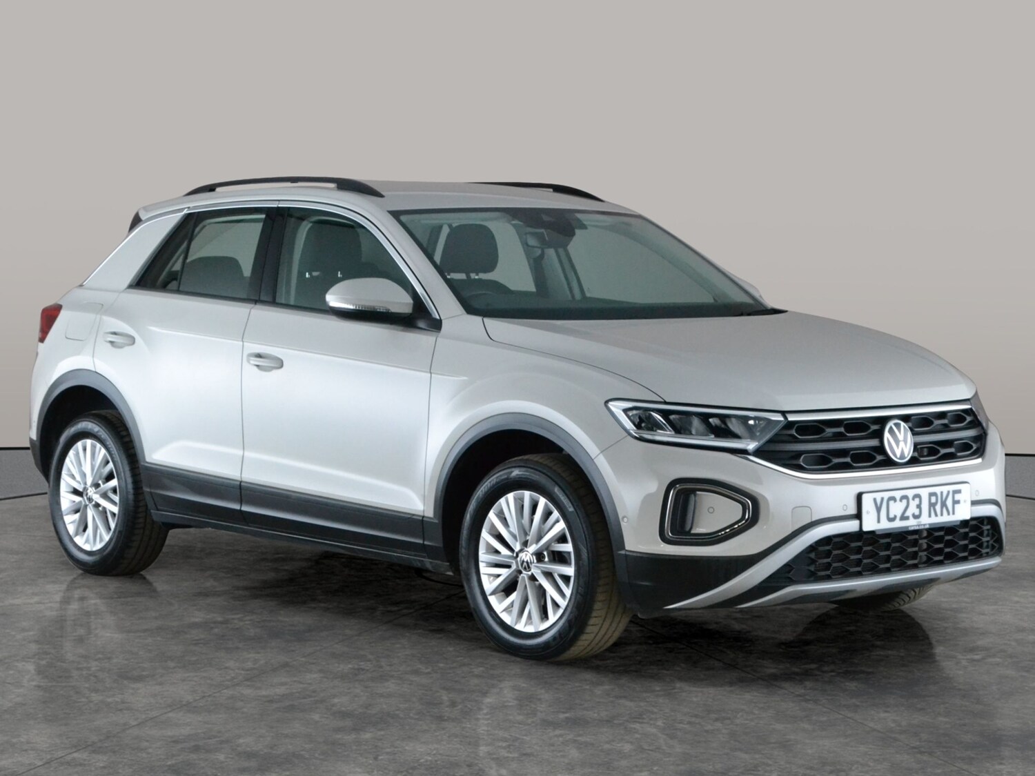 Used Volkswagen T-Roc 2023 for sale - 78178110: Photo 7