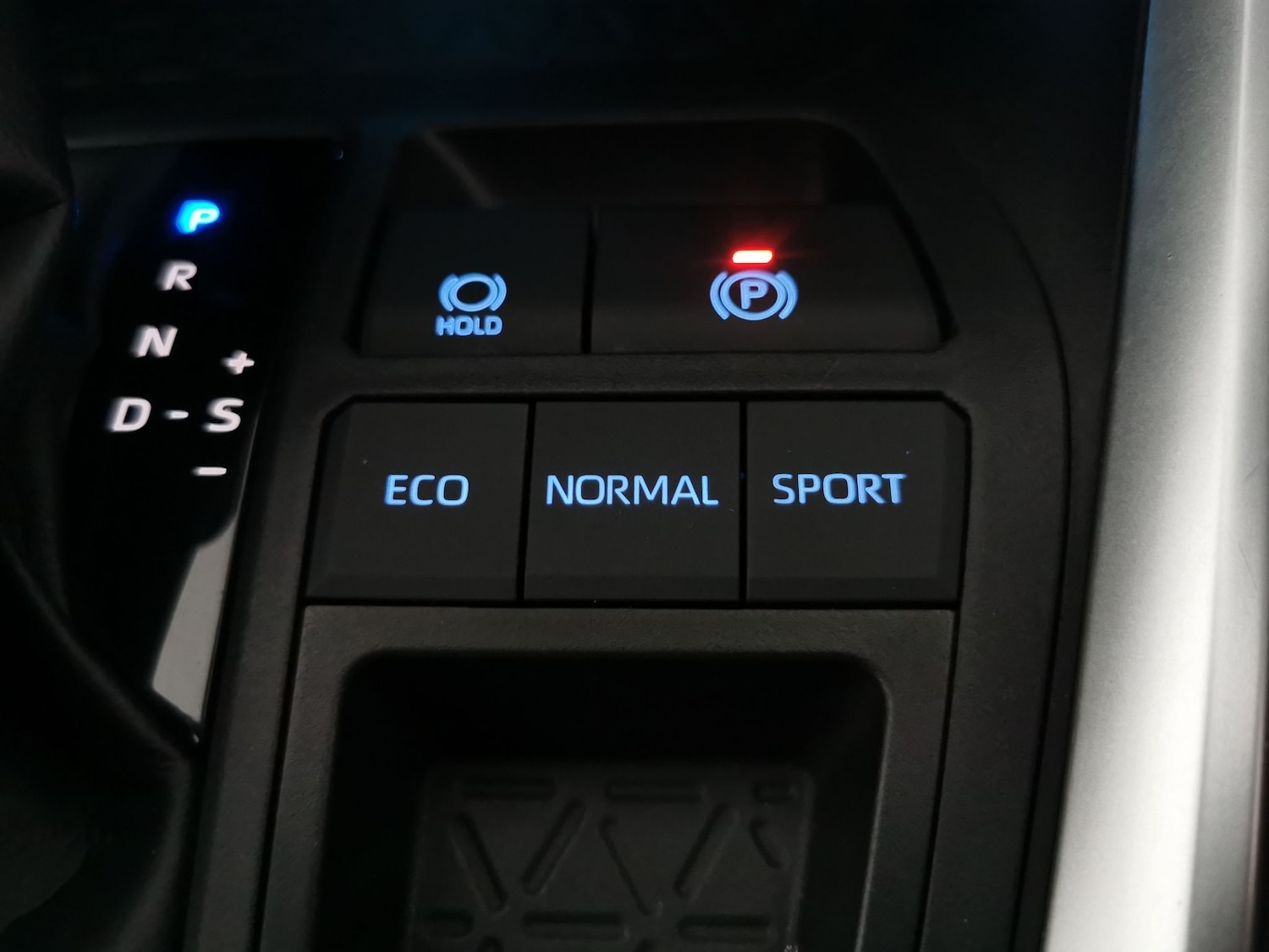 Used Toyota RAV4 2020 for sale - 76507969: Photo 26