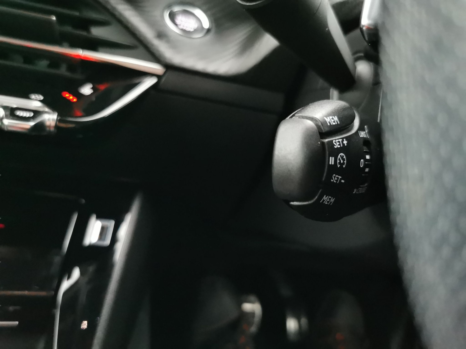 Used Peugeot 2008 2022 for sale - 77019329: Photo 22