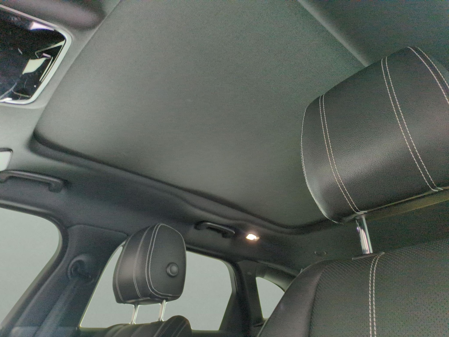 Used Land Rover Range Rover Velar 2021 for sale - 77730667: Photo 5