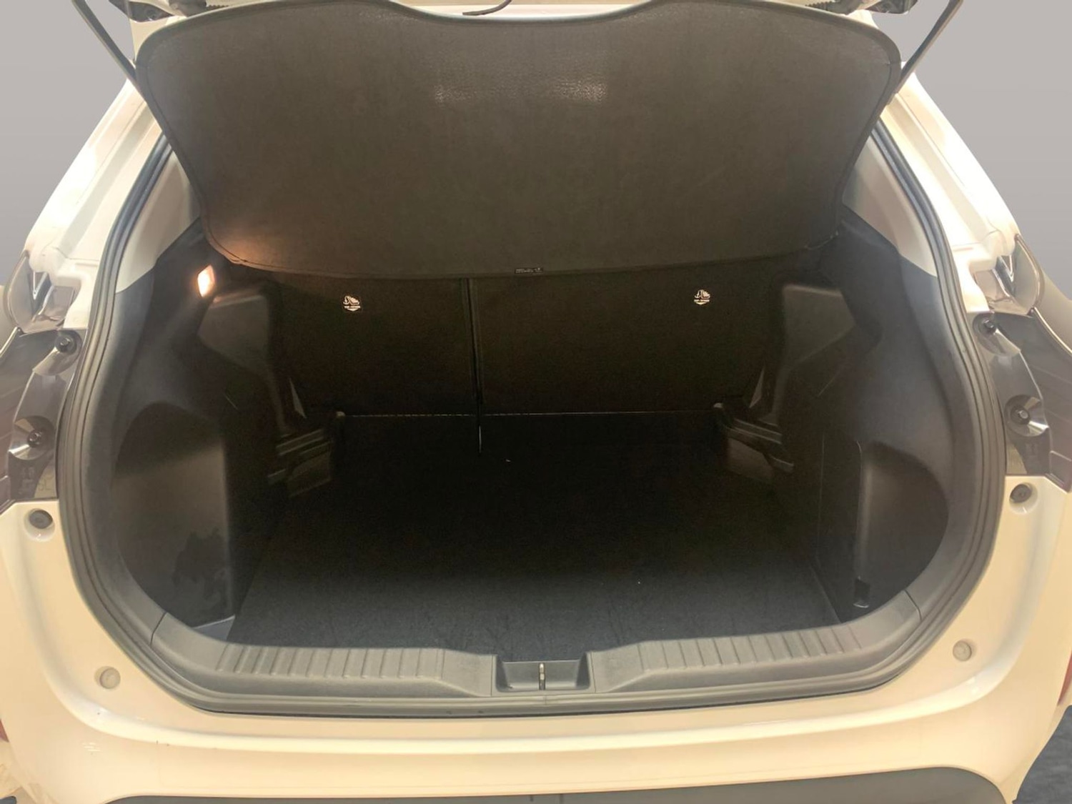 Used Toyota Yaris Cross 2024 for sale - 77475339: Photo 27