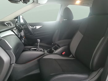 Used Nissan Qashqai 2018 for sale - 78616191: Photo