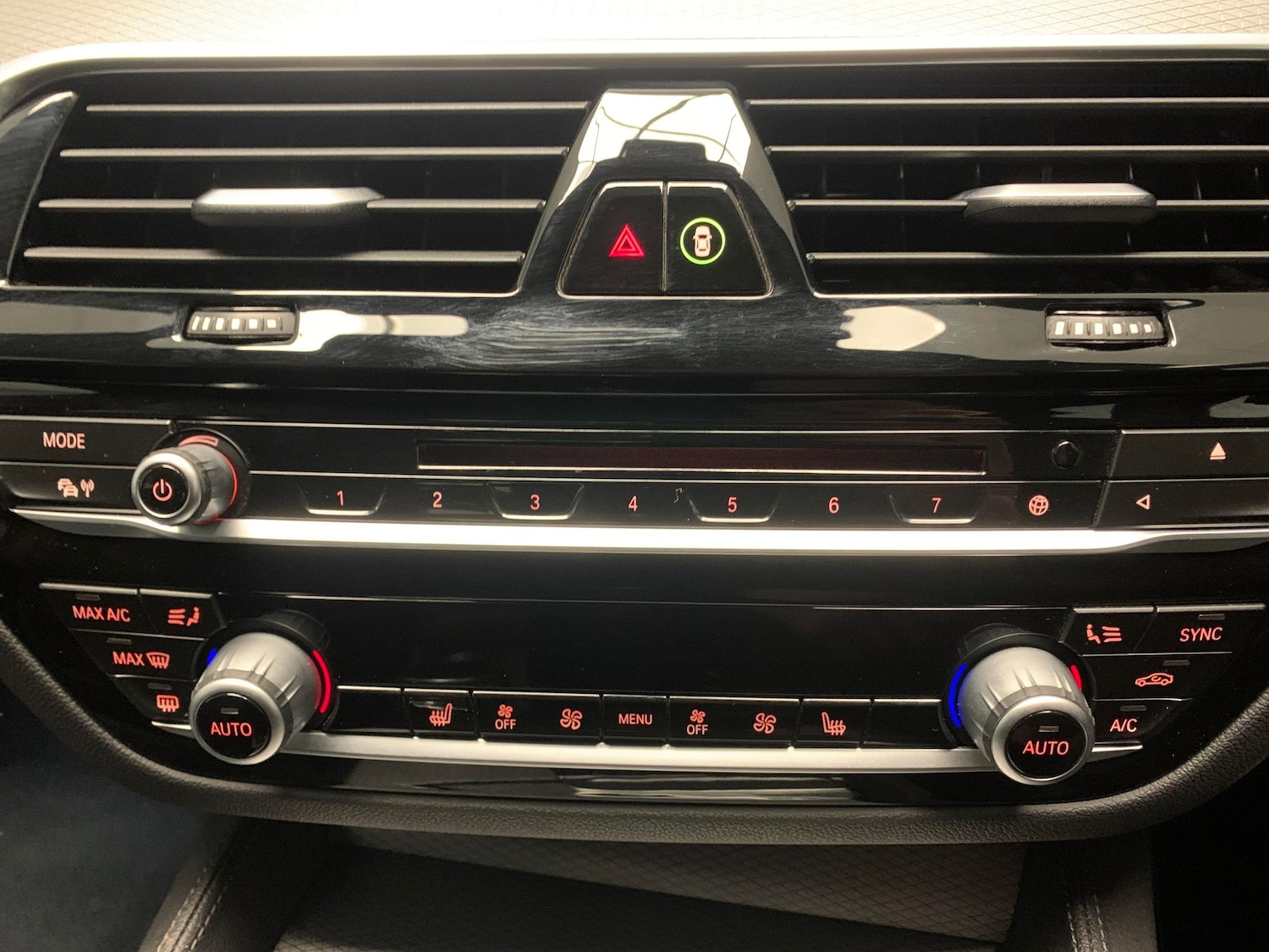 Used BMW 5 Series 2018 for sale - 77542910: Photo 19