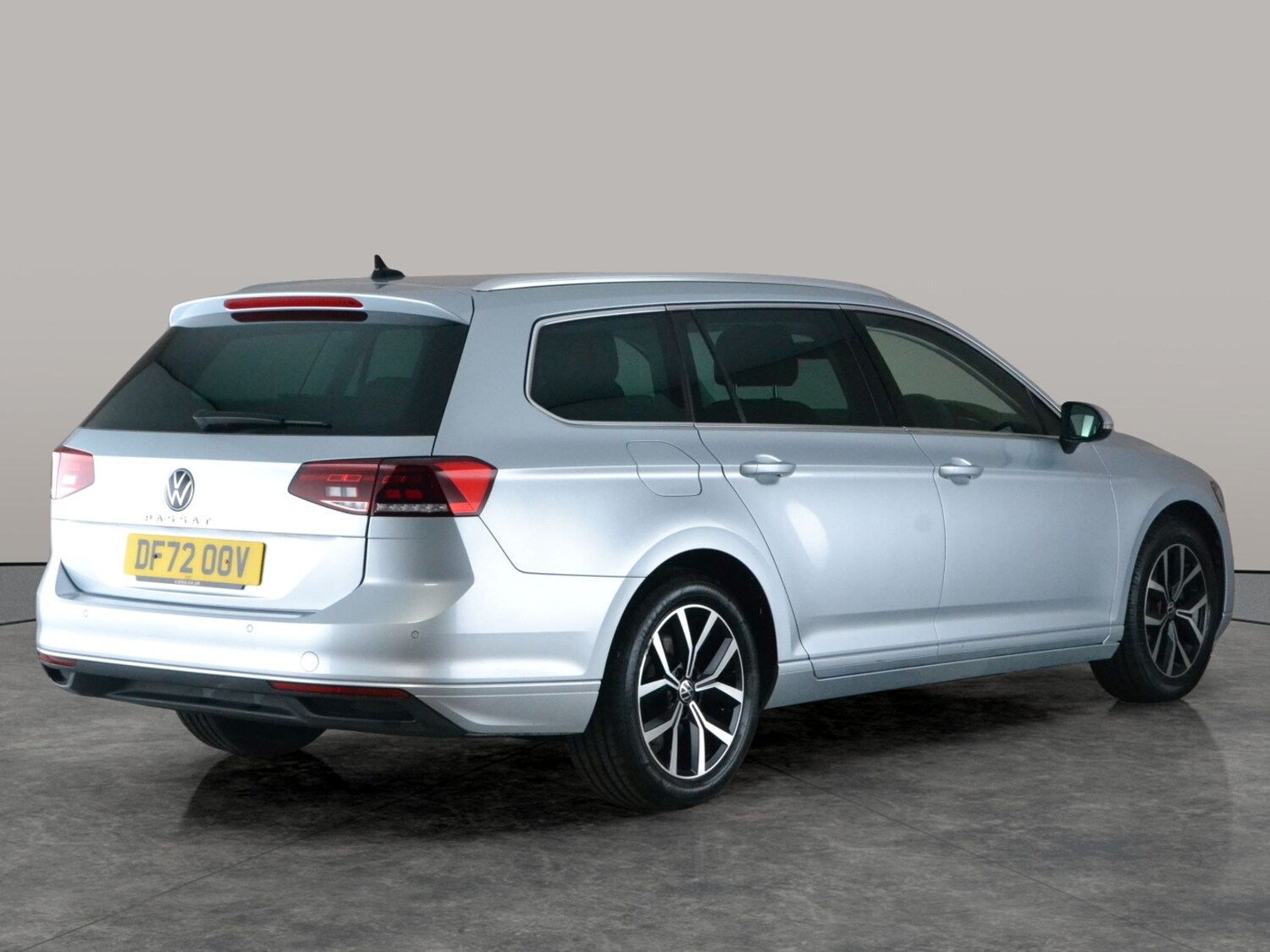 Used Volkswagen Passat 2023 for sale - 77889039: Photo 11