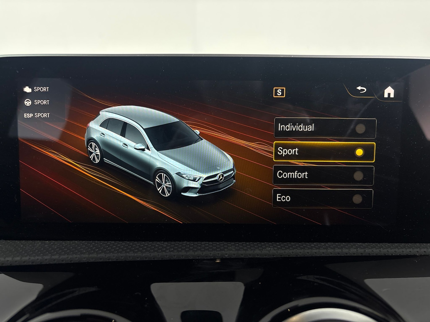 Used Mercedes-Benz A-Class 2019 for sale - 77797936: Photo 17