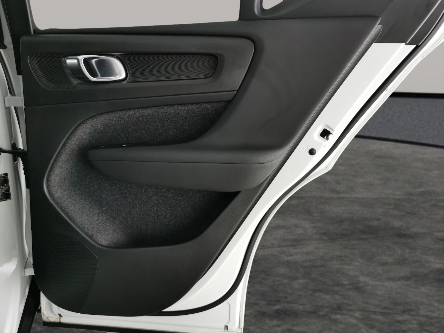 Used Volvo XC40 2024 for sale - 77219154: Photo 28