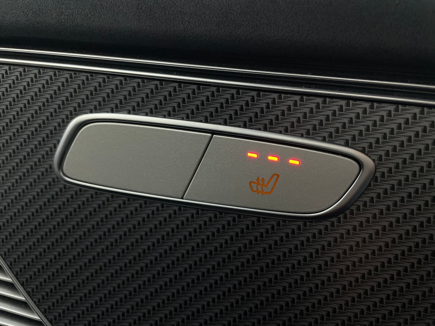 Used Mercedes-Benz EQC 2022 for sale - 76958292: Photo 23