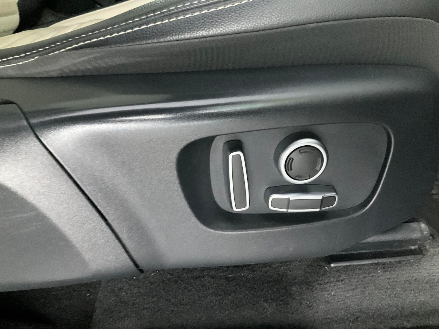 Used Land Rover Discovery Sport 2021 for sale - 76626273: Photo 17