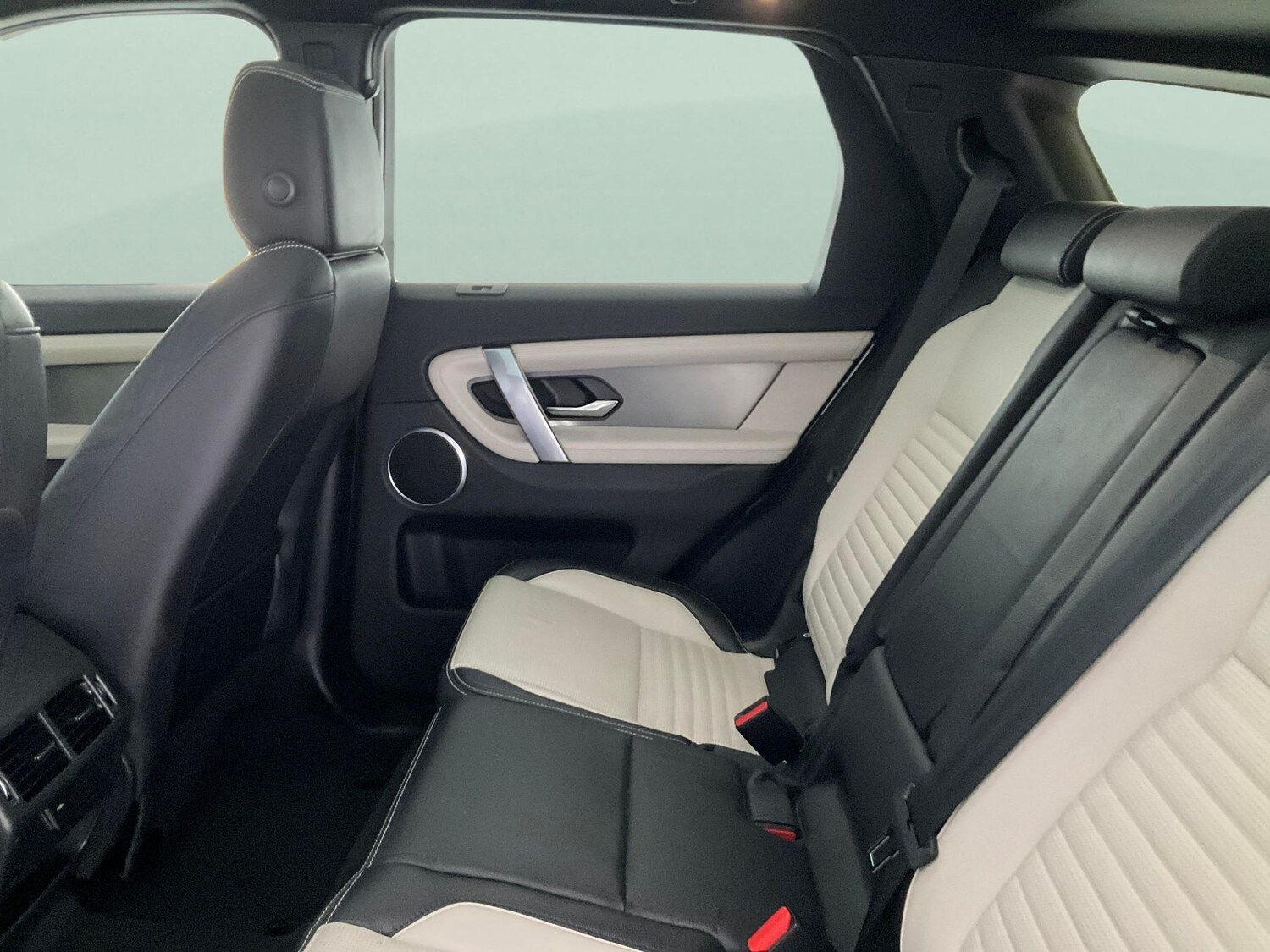 Used Land Rover Discovery Sport 2021 for sale - 76626273: Photo 29