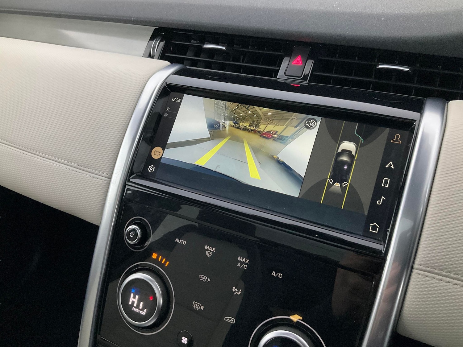 Used Land Rover Discovery Sport 2021 for sale - 76626273: Photo 6