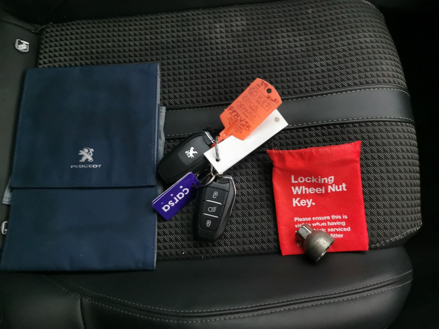 Used Peugeot 2008 2021 for sale - 76978199: Photo 31