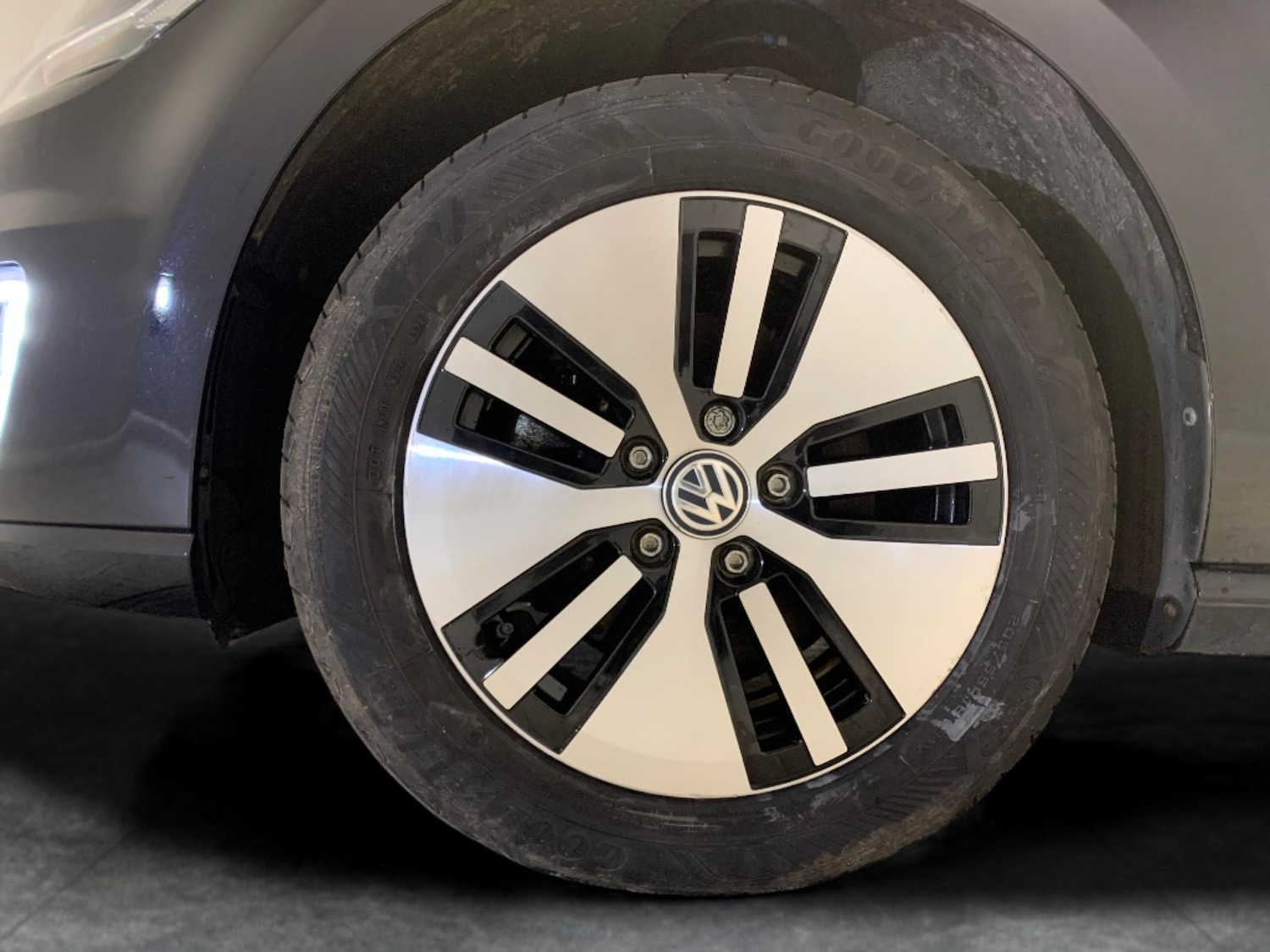 Used Volkswagen Golf 2020 for sale - 77052721: Photo 19