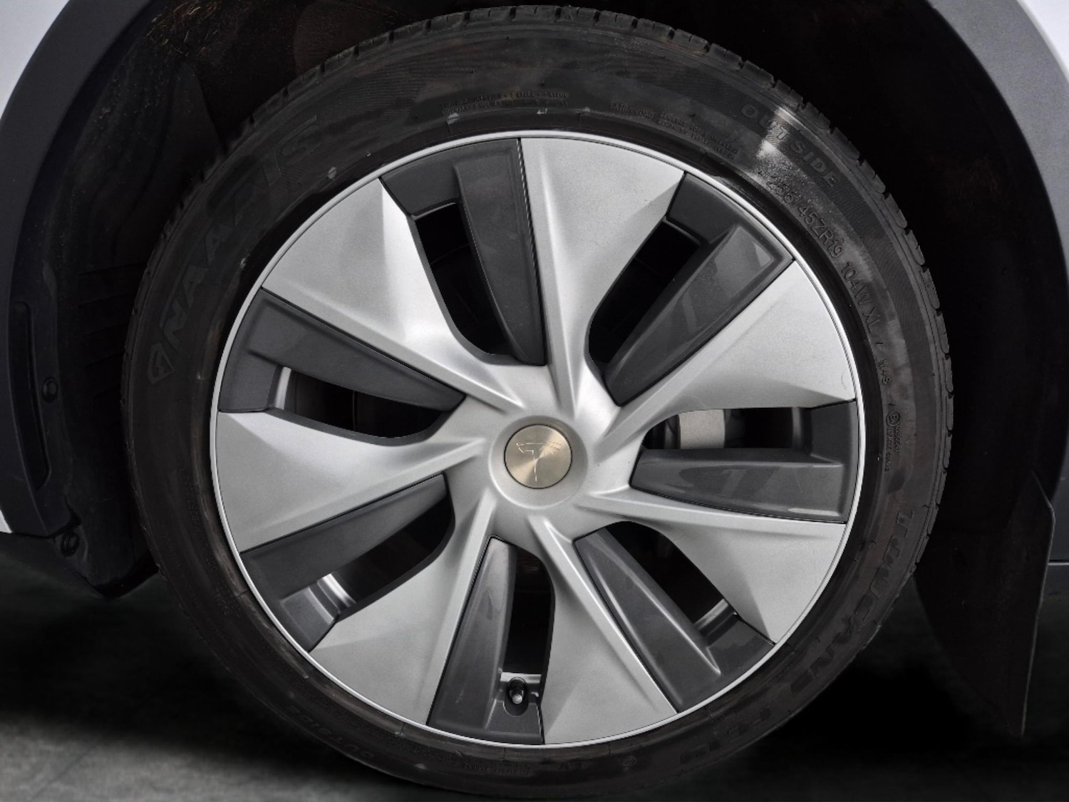 Used Tesla Model Y 2024 for sale - 77791405: Photo 31