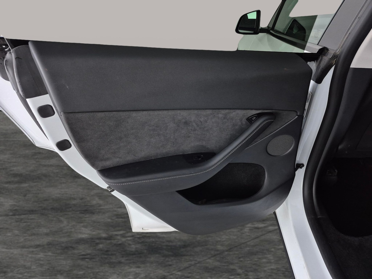 Used Tesla Model Y 2024 for sale - 77791405: Photo 36