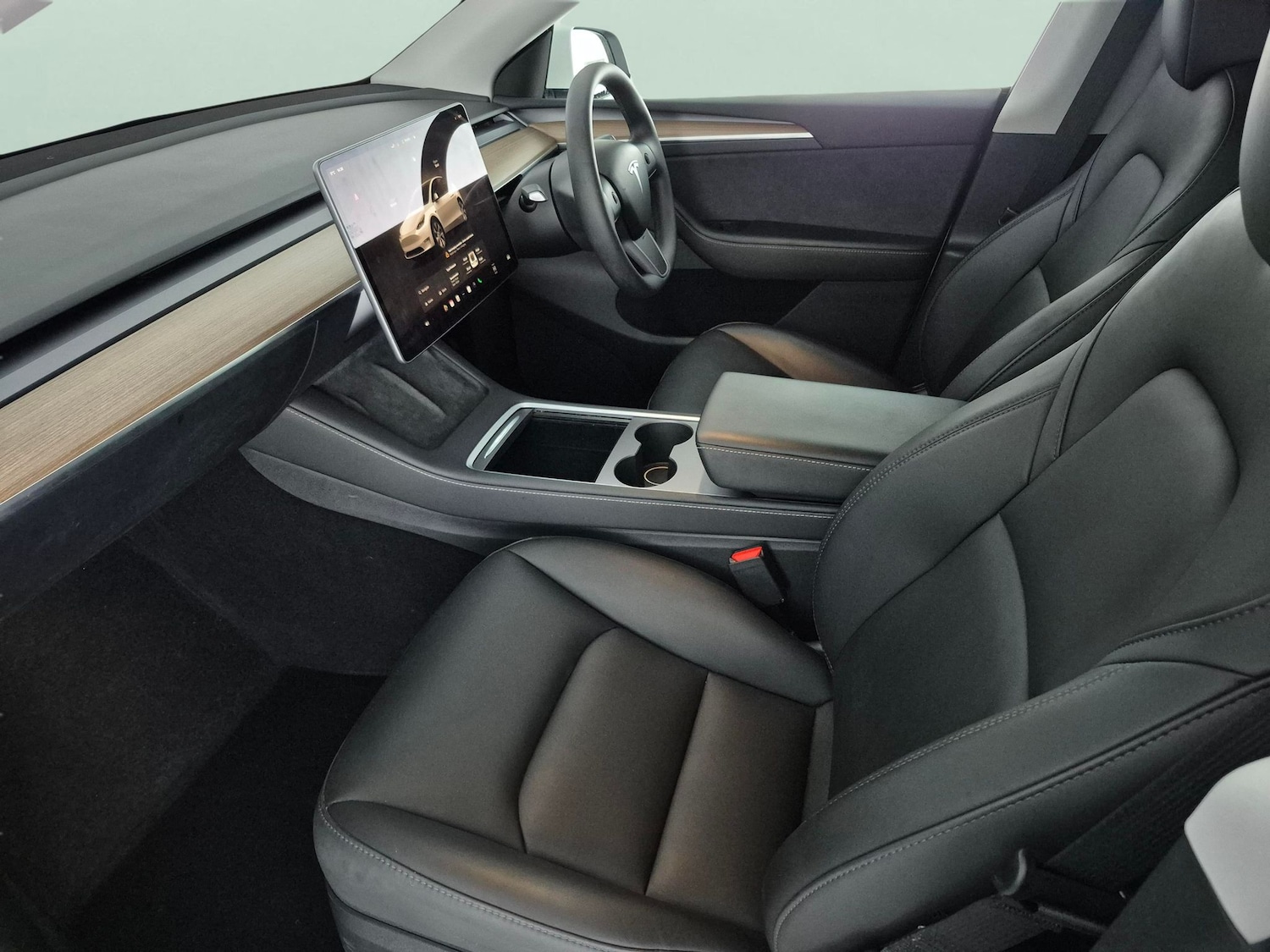 Used Tesla Model Y 2024 for sale - 77791405: Photo 4