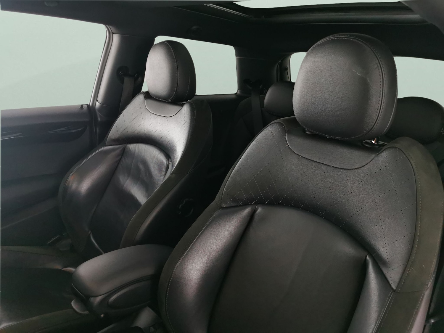 Used MINI Hatch 2019 for sale - 76758086: Photo 8